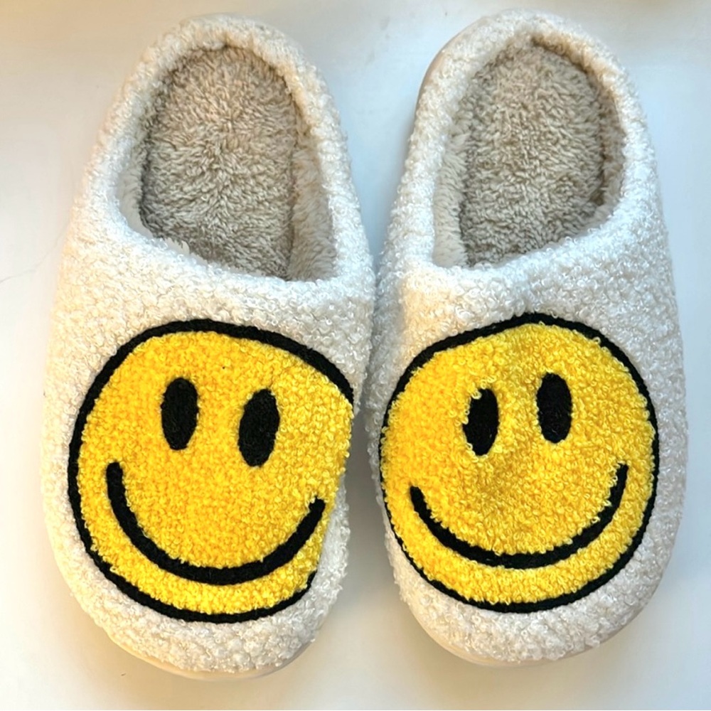 Yellow & White Smiley Face Slippers